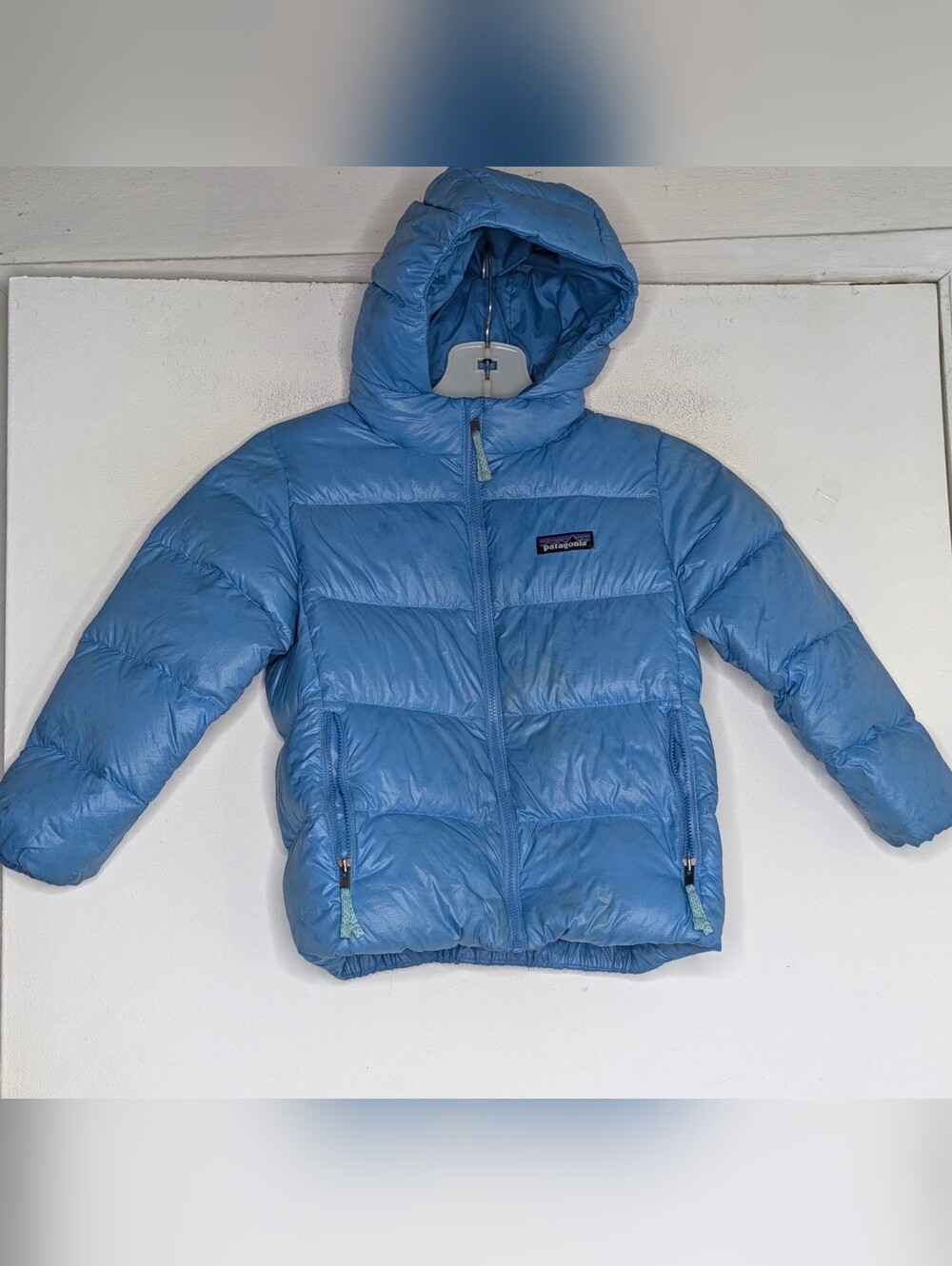 Patagonia Baby Hi-Loft Down Sweater Hoody Puffer Jacket size 5T , STAINS